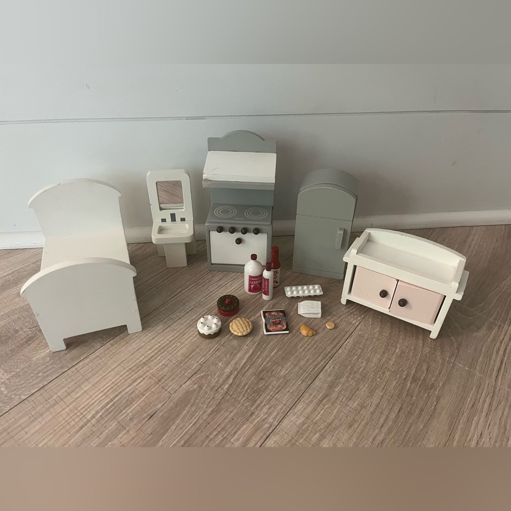 Pottery Barn Kids Dollhouse Furniture Set